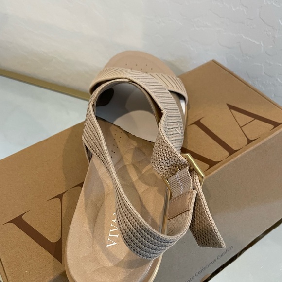 Vivaia Strappy Sandals - Picture 2 of 4